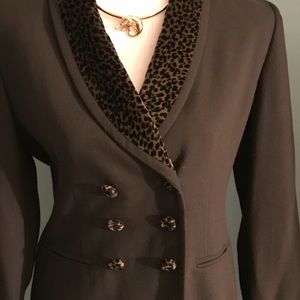 Kasper Dark olive suit size 4 P